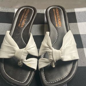 Donald J Pliner Sandals